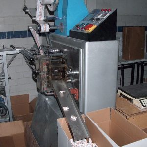 SINGLE SUGAR CUBE WINDER MACHINE MODEL T1S-400 MF